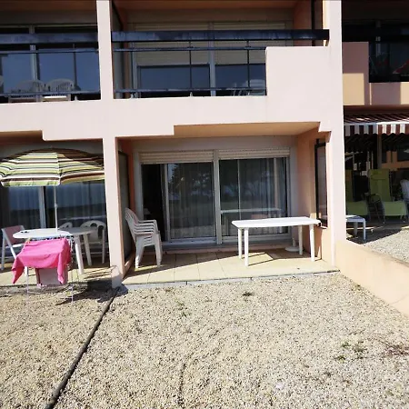 En Rdc Avec Terrasse Face A La *