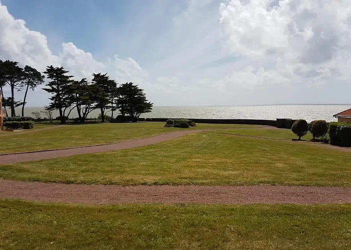 En Rdc Avec Terrasse Face A La Appartamento Pornic