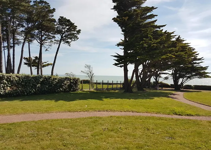 Appartamento En Rdc Avec Terrasse Face A La