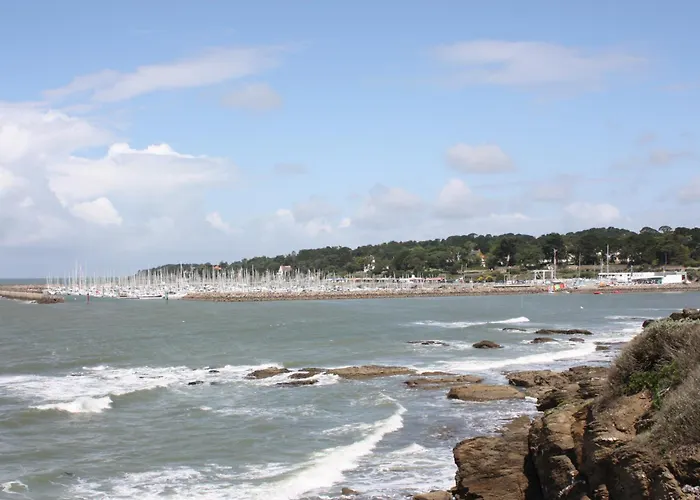 Appartamento En Rdc Avec Terrasse Face A La