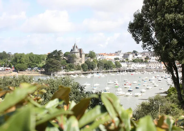 Appartamento En Rdc Avec Terrasse Face A La