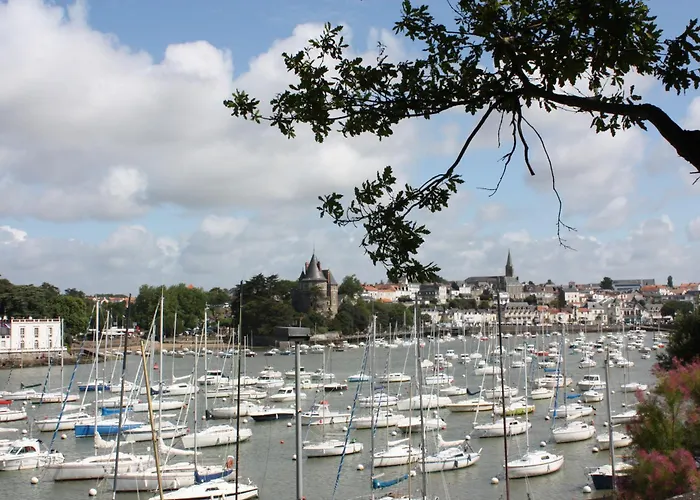 En Rdc Avec Terrasse Face A La Appartamento